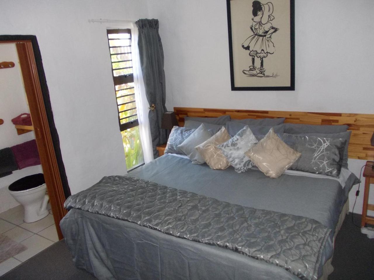 Villa Ocean Crest B&B Гансбаи Екстериор снимка